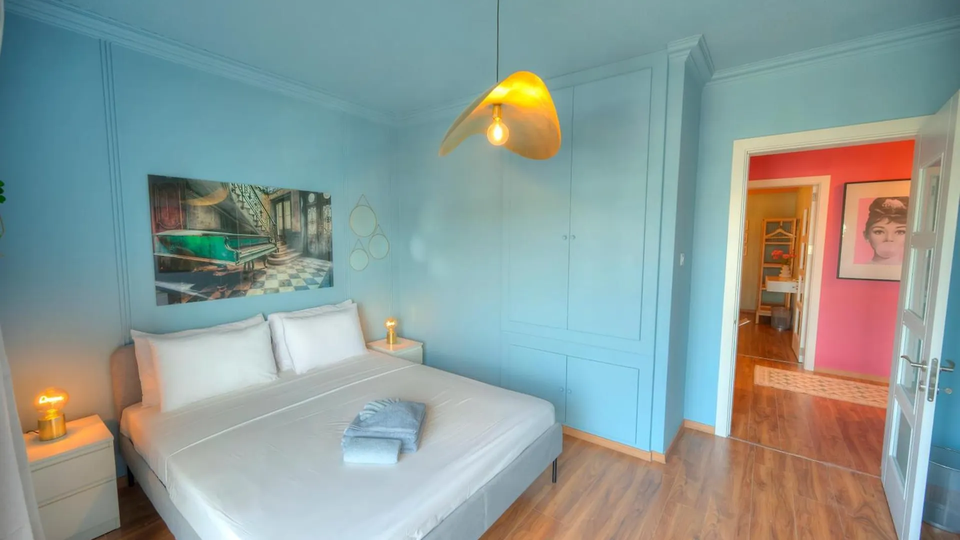 Stylish, Large 3Bedroom, Seafront Terrace Goslm-13 Sliema